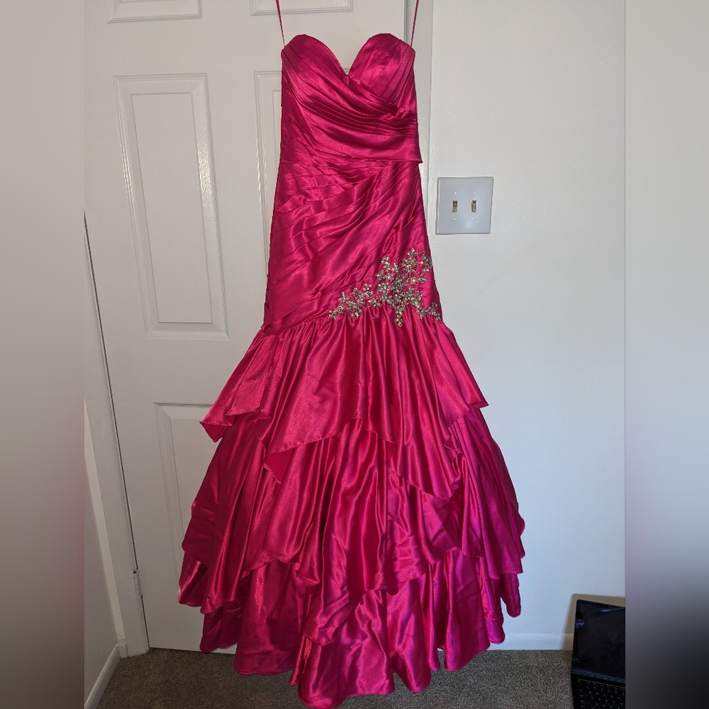 Prom Dress - Picture 3 of 8